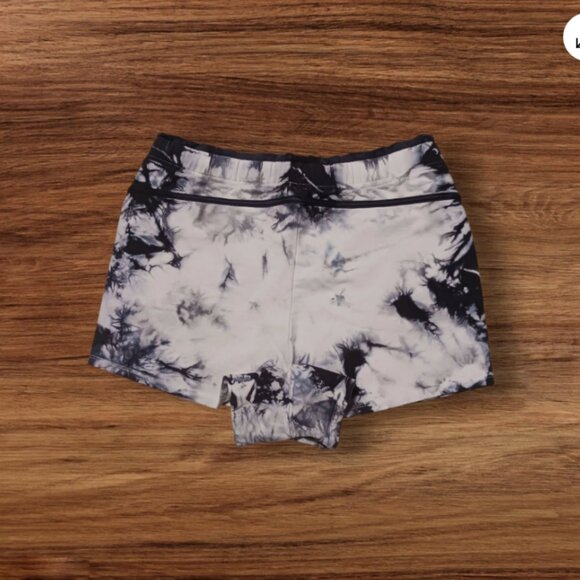 FILA Women's shorts Size Large Dare To Be Great Training shorts French Terry NWT - Picture 4 of 11